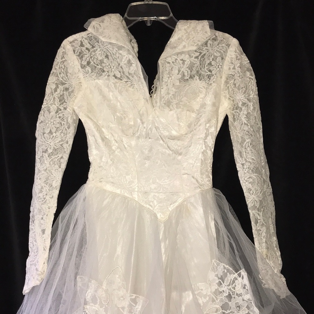 ❤️ Women’s VINTAGE WHITE HANDMADE 1955 Lace Illusion Long Sleeve Wedding Dress